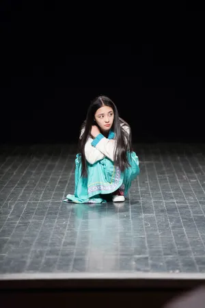 李莎晏子校园女神写真图片_4