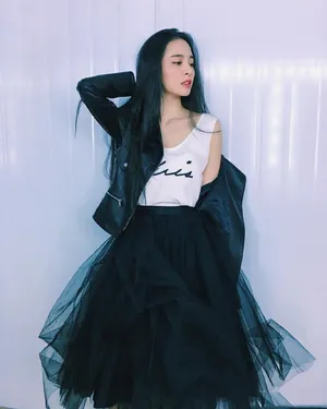 李莎晏子写真图片