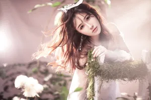 梁田薄纱气质唯美写真图片