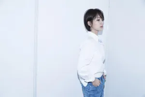 杨紫随性简约写真图片_3