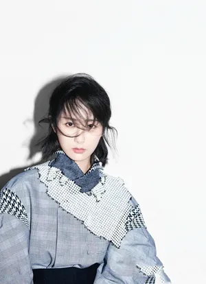 杨紫冷酷百变时尚写真高清图片