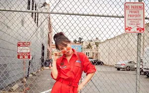 杨紫清纯活力写真图片