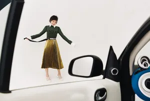 吴昕俏皮时尚性感写真图片_1