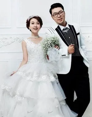 吴昕回应杜海涛求婚昔日亲密合照曝光_4
