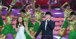 杜海涛吴昕手牵手上辽宁春晚昔日亲密回顾_6