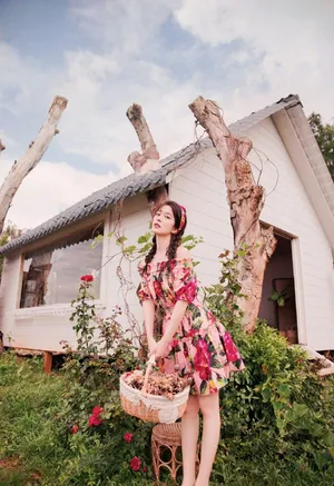 赵韩樱子唯美田园风甜美性感写真图片_5
