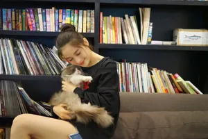赵韩樱子温馨甜蜜写真图片_1
