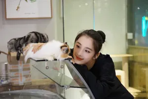 赵韩樱子温馨甜蜜写真图片_6