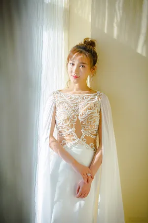 甘婷婷性感白裙迷人写真高清图片_5