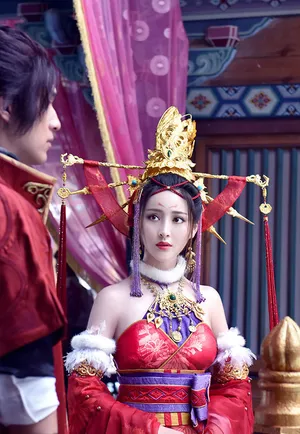 甘婷婷版《画江湖之不良人》女帝霸气写真_5