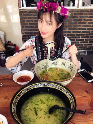 甘婷婷碎花长裙古风美少女写真_5