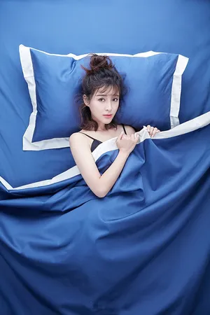 甘婷婷私房俏皮写真美艳娇憨