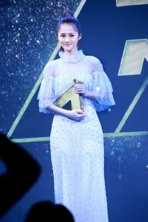 安悦溪唯美活动照图片_3
