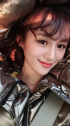 安悦溪甜美生活照图片
