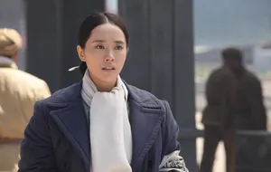 王智《三八线》剧照海报图片_6