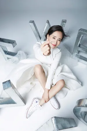 王智白裙白纱飘逸素雅写真曼妙清新_3