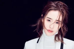 王智时尚修身衣靓丽写真_2