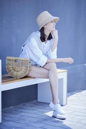 王智清新甜美夏日写真图片_1