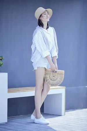 王智清新甜美夏日写真图片_6