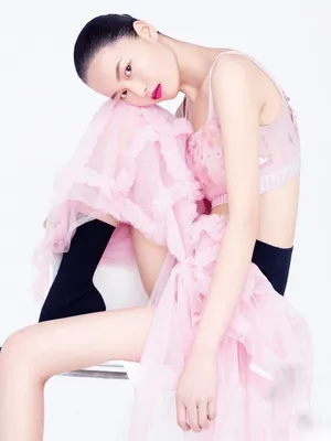 中国超模谢欣美妆写真高清图片_6