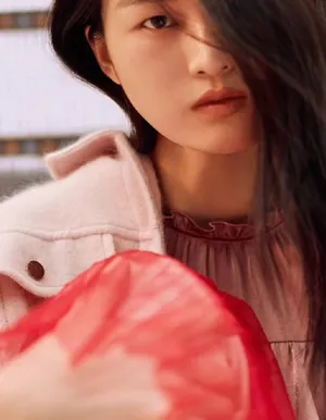 新秀超模谢欣秋冬时装写真高清图片_2