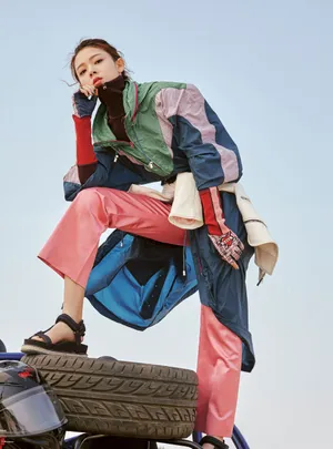 陈瑶个性撩人时尚杂志写真图片_1