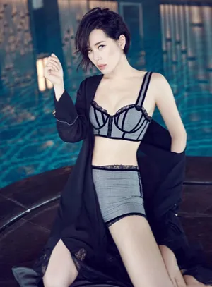 余男夏日清凉性感写真图片_1
