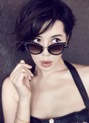 余男夏日清凉性感写真图片_2