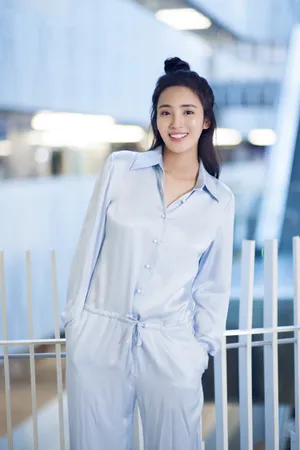 王紫璇休闲时尚杂志写真图片_3