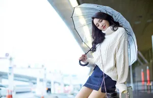 王紫璇时尚迷人街拍图片_3