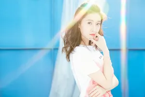 王子璇灵动甜美夏日写真图片_1
