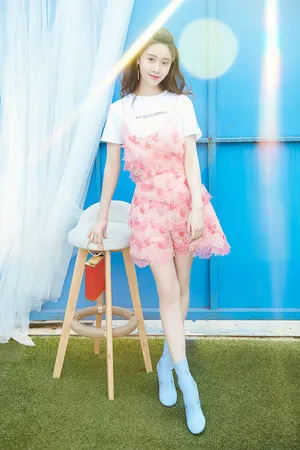 王子璇灵动甜美夏日写真图片_2