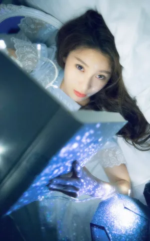 王子璇唯美养眼写真图片_3