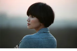 曹曦文短发户外清新甜美气质写真图片_6