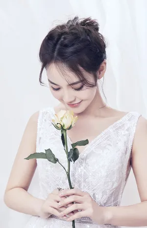 张佳宁唯美优雅生日写真图片_2