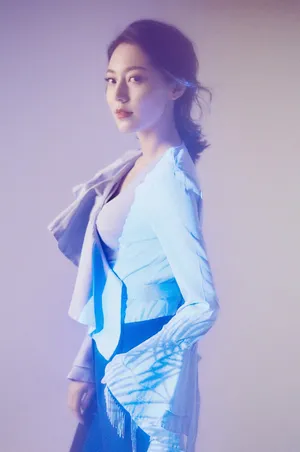 黄梦莹清新优雅时尚写真图片_3