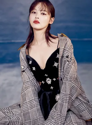 辛芷蕾性感妩媚时尚写真图片