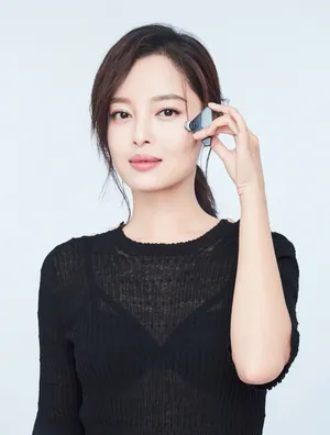 辛芷蕾清爽养眼美妆写真图片_2