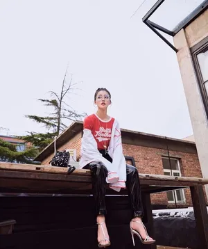 柴碧云炫酷时尚街拍图片_4