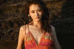 柴碧云海边波西米亚长裙唯美写真图片_6