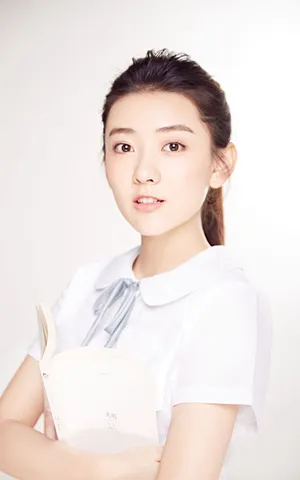 梁洁《双世宠妃》清纯校园甜美图片