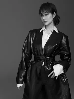 李纯最新时尚杂志封面高清图片