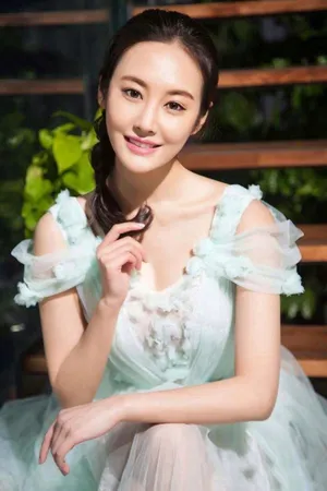 李纯气质性感图片_8