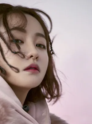 杨蓉最新性感时尚大片写真图片_1