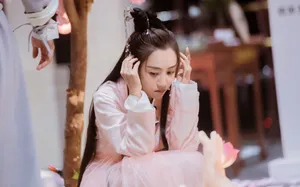 杨蓉唯美古装可爱俏皮写真图片_3