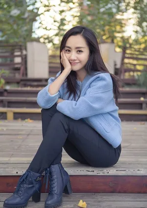 杨蓉清爽飘逸写真图片
