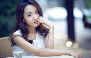 杨蓉夏日恬淡清爽街拍图片_3