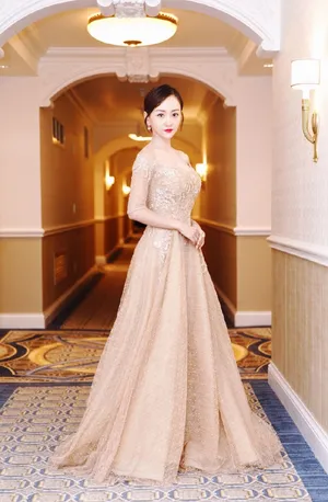 杨蓉礼服活动图片_3