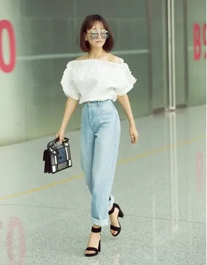 杨蓉机场亮相图片写真：清爽怡人_5