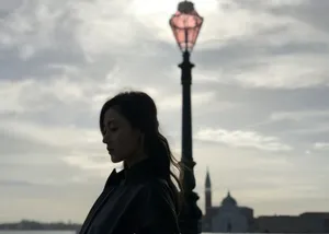 张天爱唯美街拍写真图片_6
